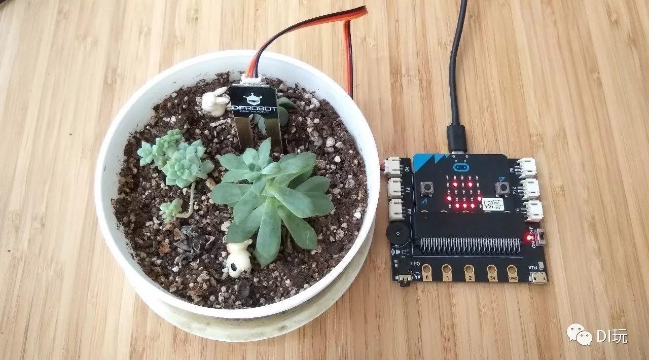 [微课]小米趣玩BBC micro:bit 07 花花草草监护仪