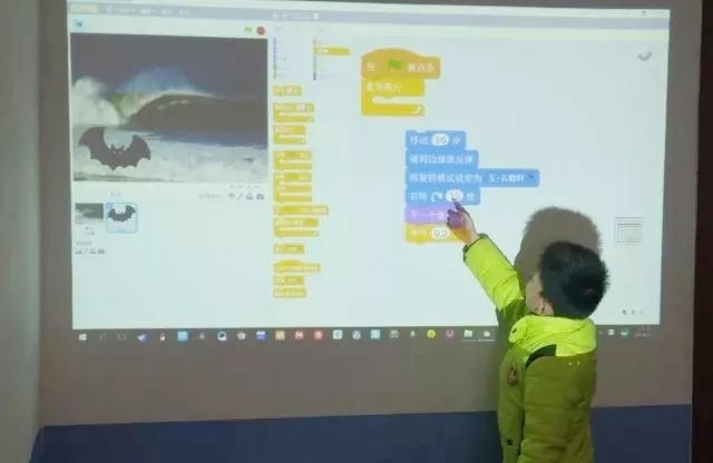 灯塔童程&湖北电视台特约专访:少儿编程教育的生力军 灯塔童程&湖北电视台特约专访:少儿编程教育的生力军