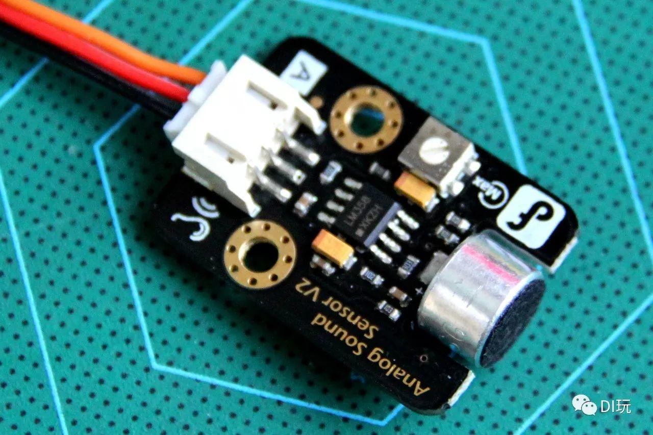 [微课]小米趣玩BBC micro:bit 17 精灵鼠小弟