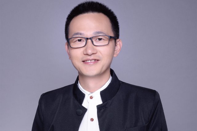 「素质教育 50+」小码王王江有:少儿编程是一种思维方式,适合从小学 「素质教育 50+」小码王王江有:少儿编程是一种思维方式,适合从小学