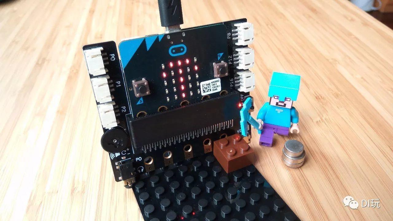 [微课]小米趣玩BBC micro:bit 09 史蒂夫的磁矿探测仪