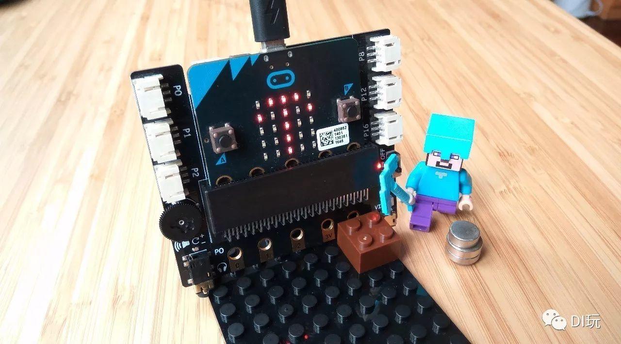 [微课]小米趣玩BBC micro:bit 09 史蒂夫的磁矿探测仪