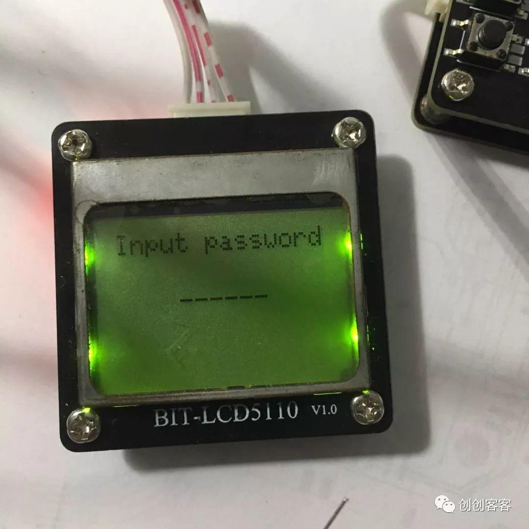 micro:bit图形化编程实现密码锁