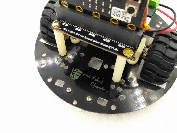 micro:bit+ miniq（microbit小车配置方案）