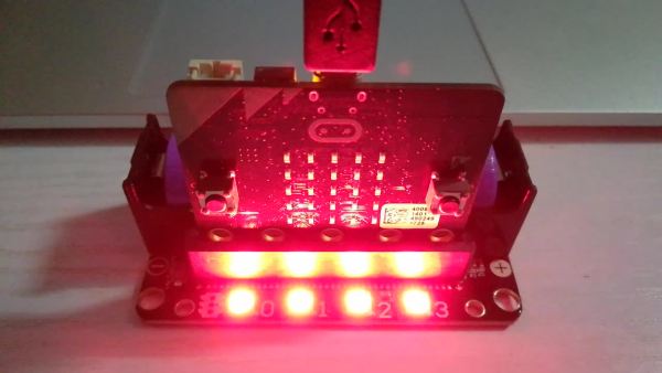 项目活动20：Robot:bit RGB LEDs