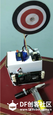 micro:bit 激光打靶装置