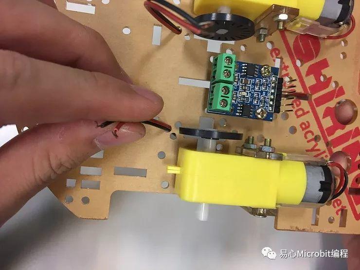 遥控车课程系列：简单制作自走车(车体部分)