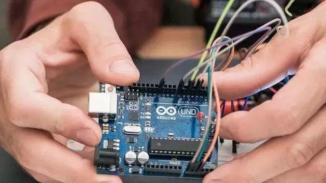 arduino从零开始（15）移位寄存器