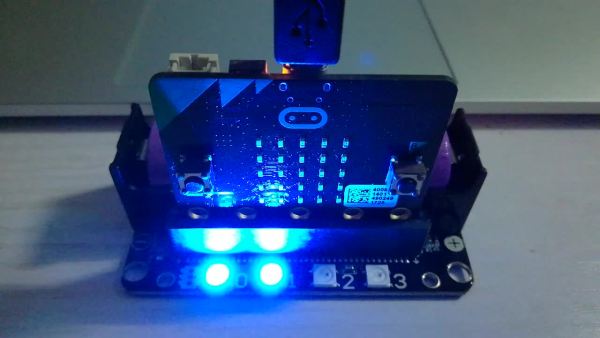 项目活动20：Robot:bit RGB LEDs