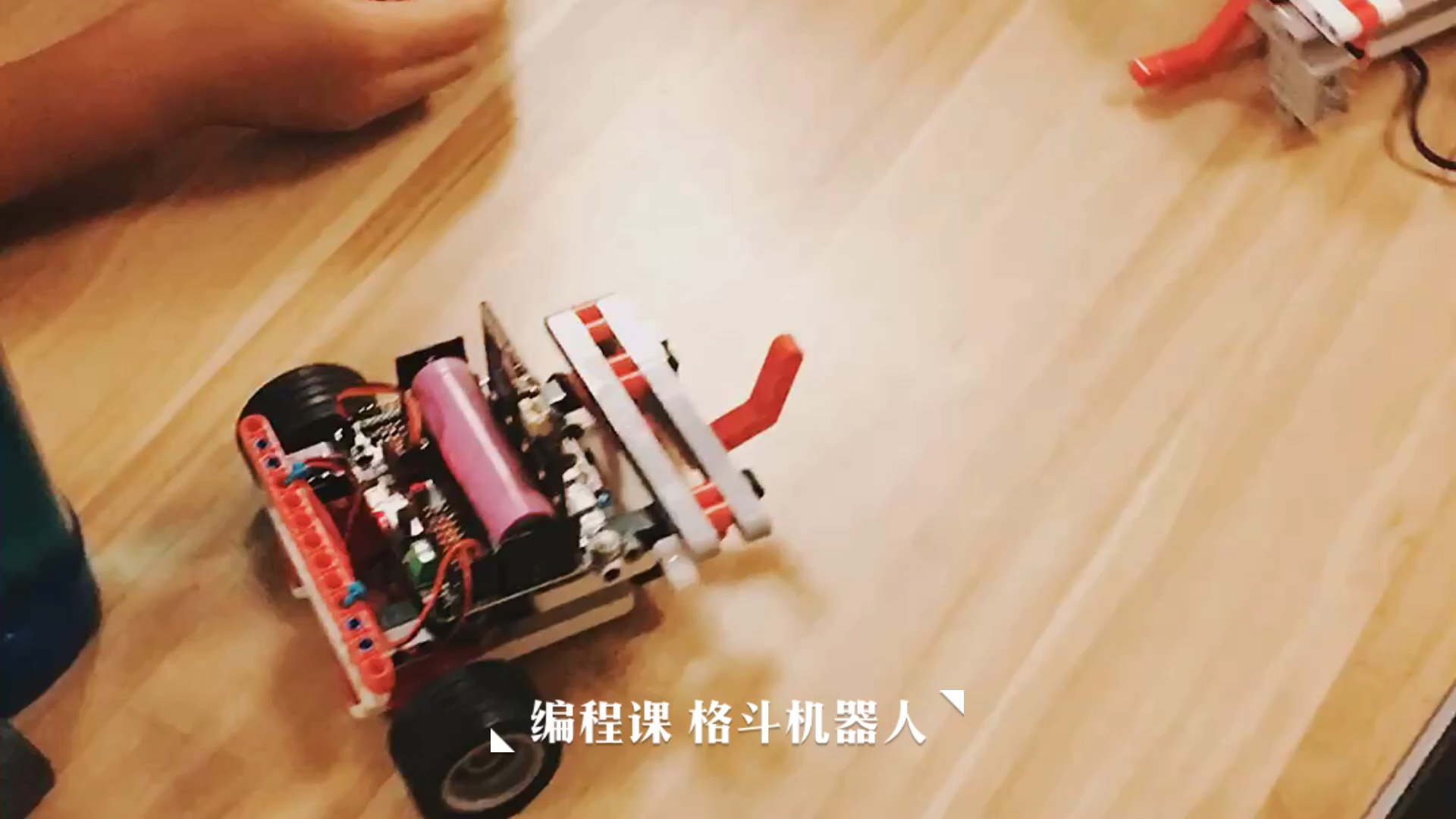 微型micro:bit格斗机器人（Robot:bit+GeekServo+DF gamePad）