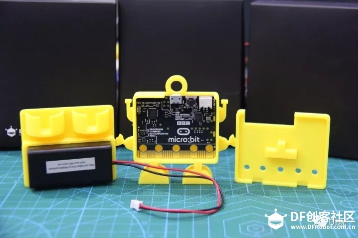 [微课]小米趣玩BBC micro:bit 14 布尔的爱心小夜灯