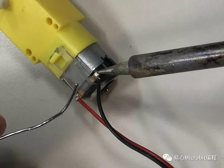 遥控车课程系列：简单制作自走车(车体部分)