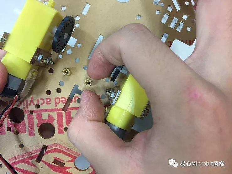 遥控车课程系列：简单制作自走车(车体部分)