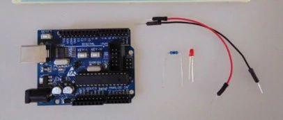 Arduino 入门之LED闪烁