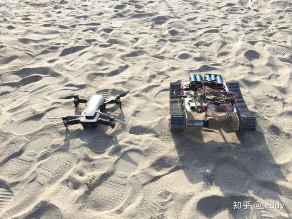 RPI Sports Tank 树莓派运动小车智能坦克 RPI Sports Tank 树莓派运动小车智能坦克