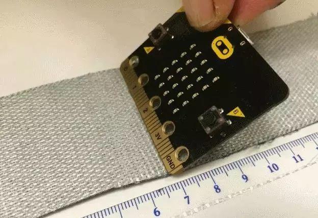 当旧牛仔裤T恤遇上Micro:bit