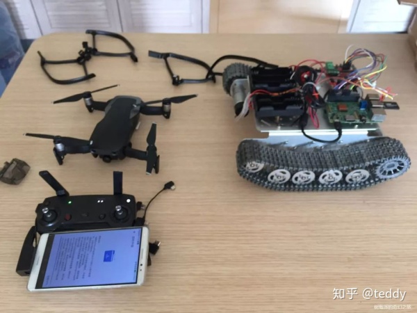 RPI Sports Tank 树莓派运动小车智能坦克 RPI Sports Tank 树莓派运动小车智能坦克
