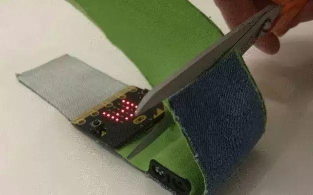 当旧牛仔裤T恤遇上Micro:bit