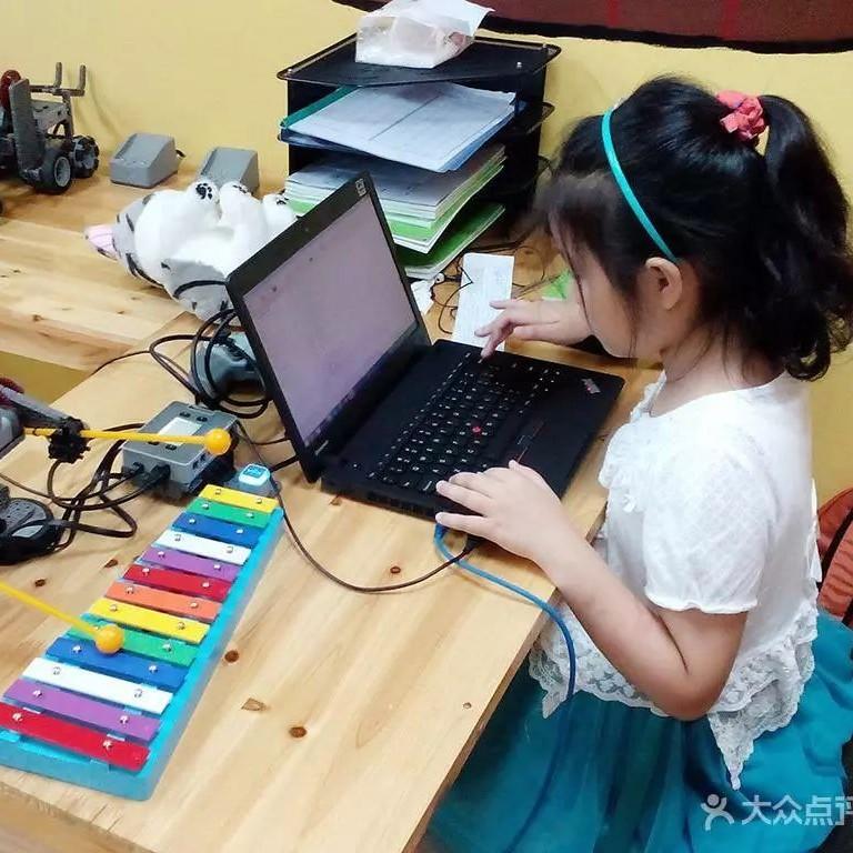 【曹老师科技学堂】带你一起Scratch，第二课：故事大王