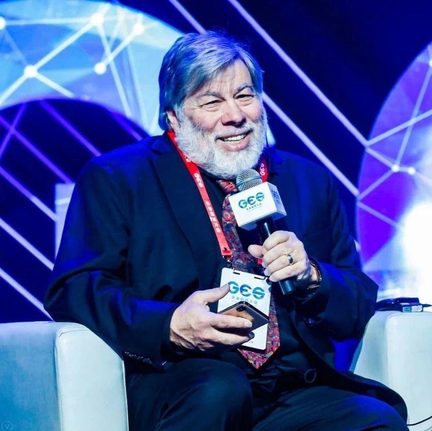 对话苹果联合创始人Steve Wozniak：编程教育才能开启未来创意时代