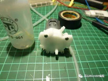 机器人课程系列：Intel Galileo喷水对战机器人