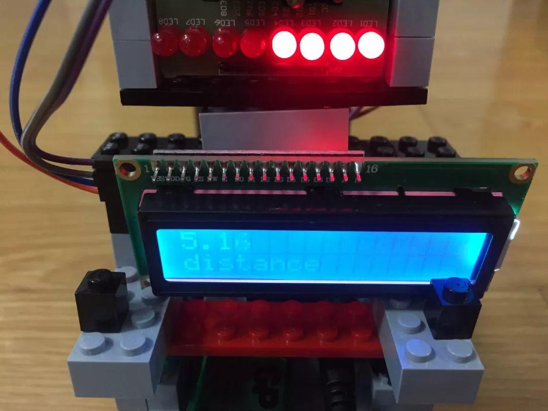 Arduino+乐高专题┃超声波测距小车（带灯光报警）组装及程序解析