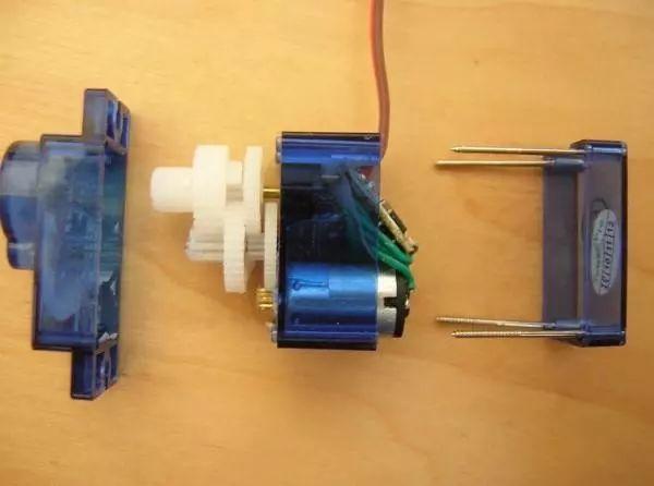 Arduino基础入门篇28—舵机控制