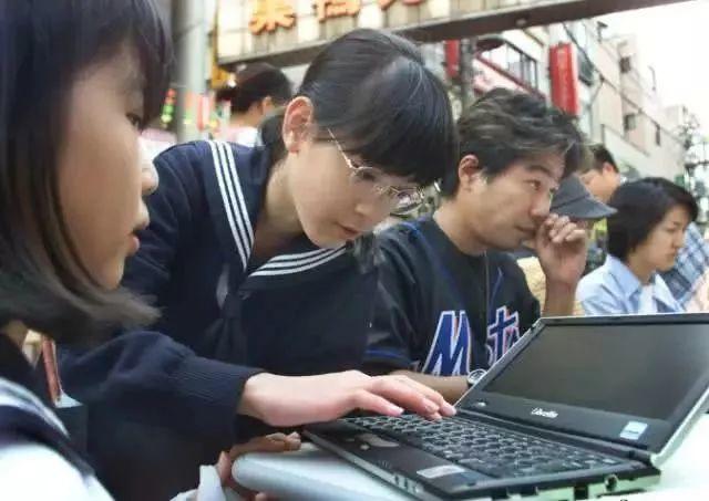 正文 日本人戳穿了少儿编程真相，中国家长看完更焦虑了